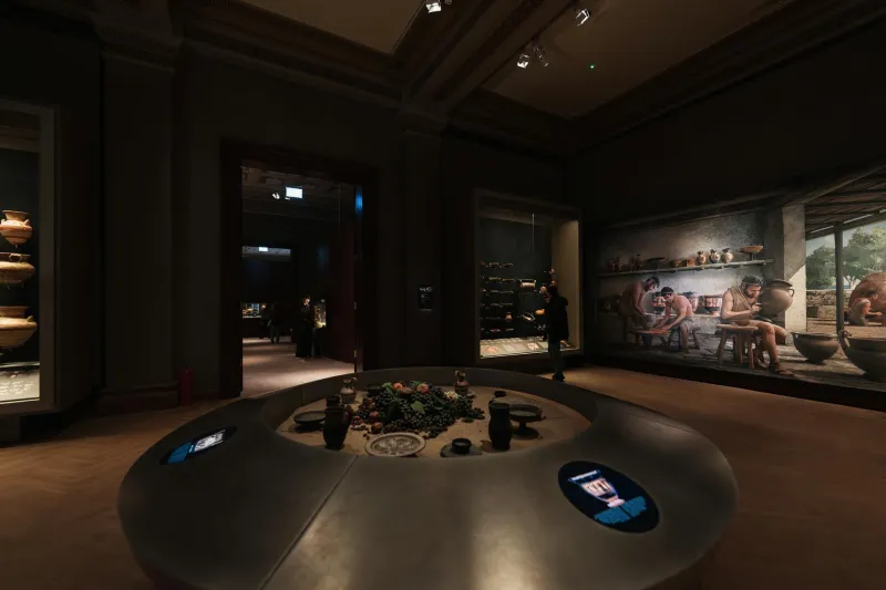 The Ancient Art That Conquered America's Medicine Cabinet: How 5,000-Year-Old Eye Paint Became a Billion-Dollar Obsession