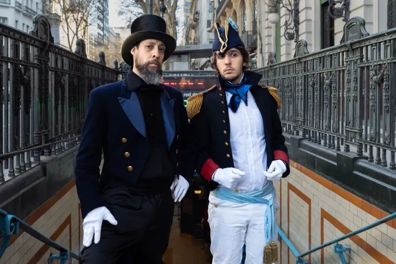 The Silk Knot That Ran American Business — Before the Necktie Buried It